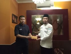 Majelis Taklim Telkom Group Percayakan Grow Up Institute Menyerahkan Donasi ke Dai