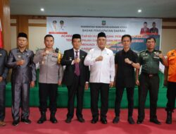 Ruksamin Tetapkan Perda Pajak dan Retribusi Daerah