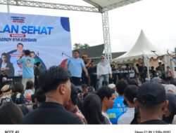 Puluhan Ribu Masyarakat Ikut Jalan Sehat yang Digelar Gemoynya Kendari