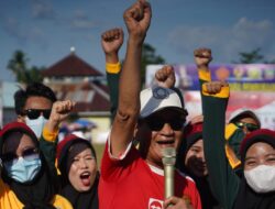 Buka Kegiatan Porseni di Dua Kecamatan, Wabub Abuhaera : Porseni Mengukuhkan Rasa Persatuan dan Cinta Tanah Air
