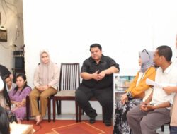 Yudhianto-Nirna Door To Door Jemput Aspirasi Warga Kendari