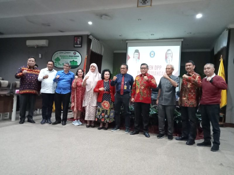 Kuliah umum yang digelar UHO dengan menghadirkan Sekjen DPP PDI Perjuangan, Hasto Kristiyanto (2022)